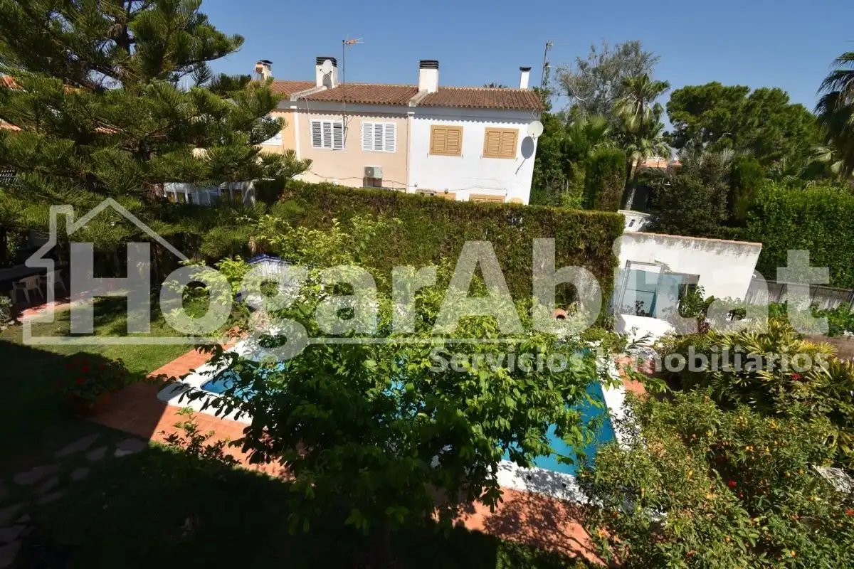 Jardí de Casa o xalet en venda en Burriana / Borriana amb Calefacció, Jardí privat i Terrassa