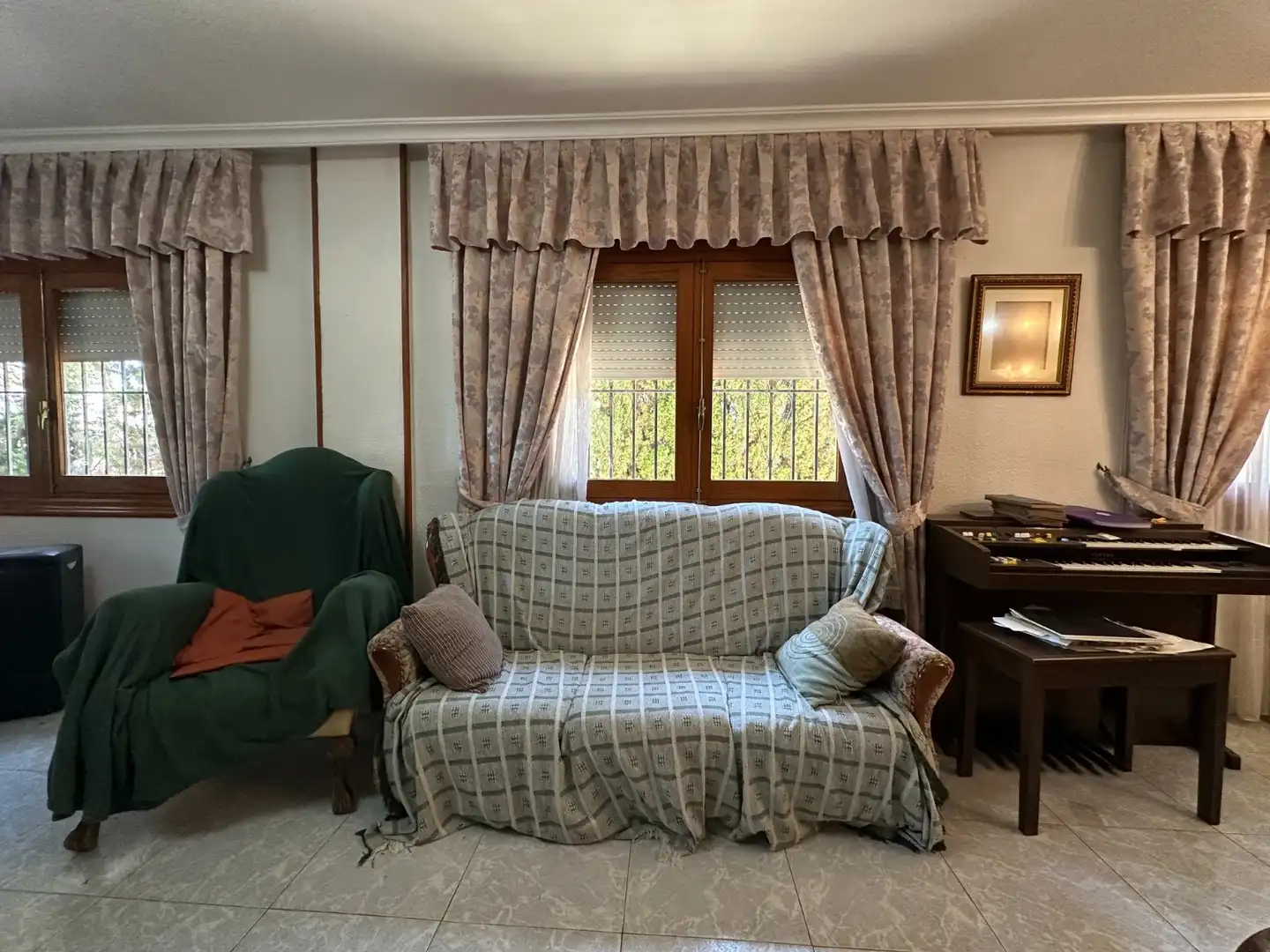 Living room of Houses for sale in Torrevieja  with Private garden, Terrace and Swimming Pool