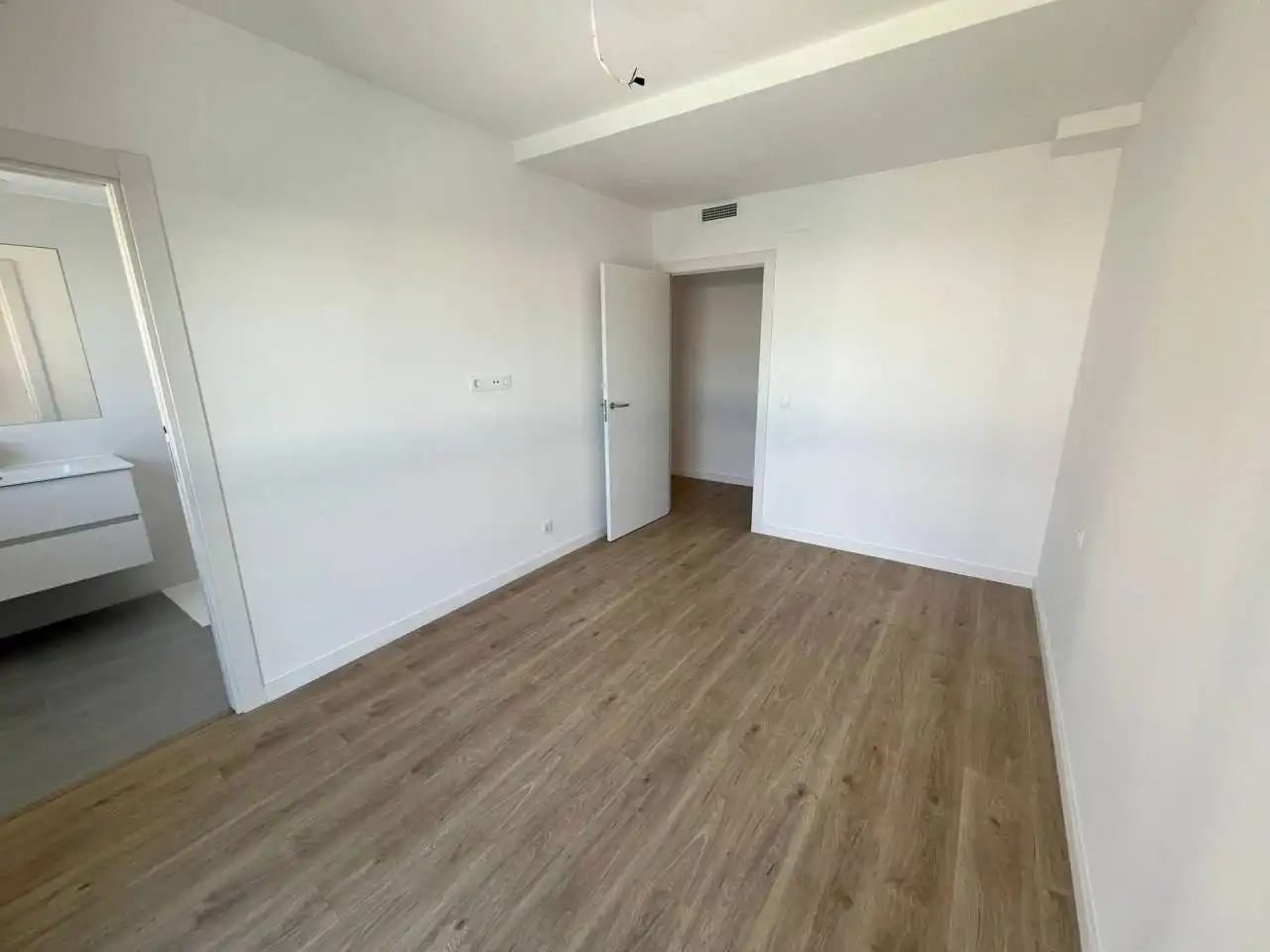 Bedroom of Apartments for sale in Cubelles  with Air Conditioner, Heating and Parquet flooring