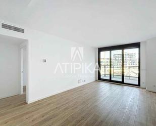 Living room of Flat to rent in  Barcelona Capital  with Air Conditioner, Parquet flooring and Terrace