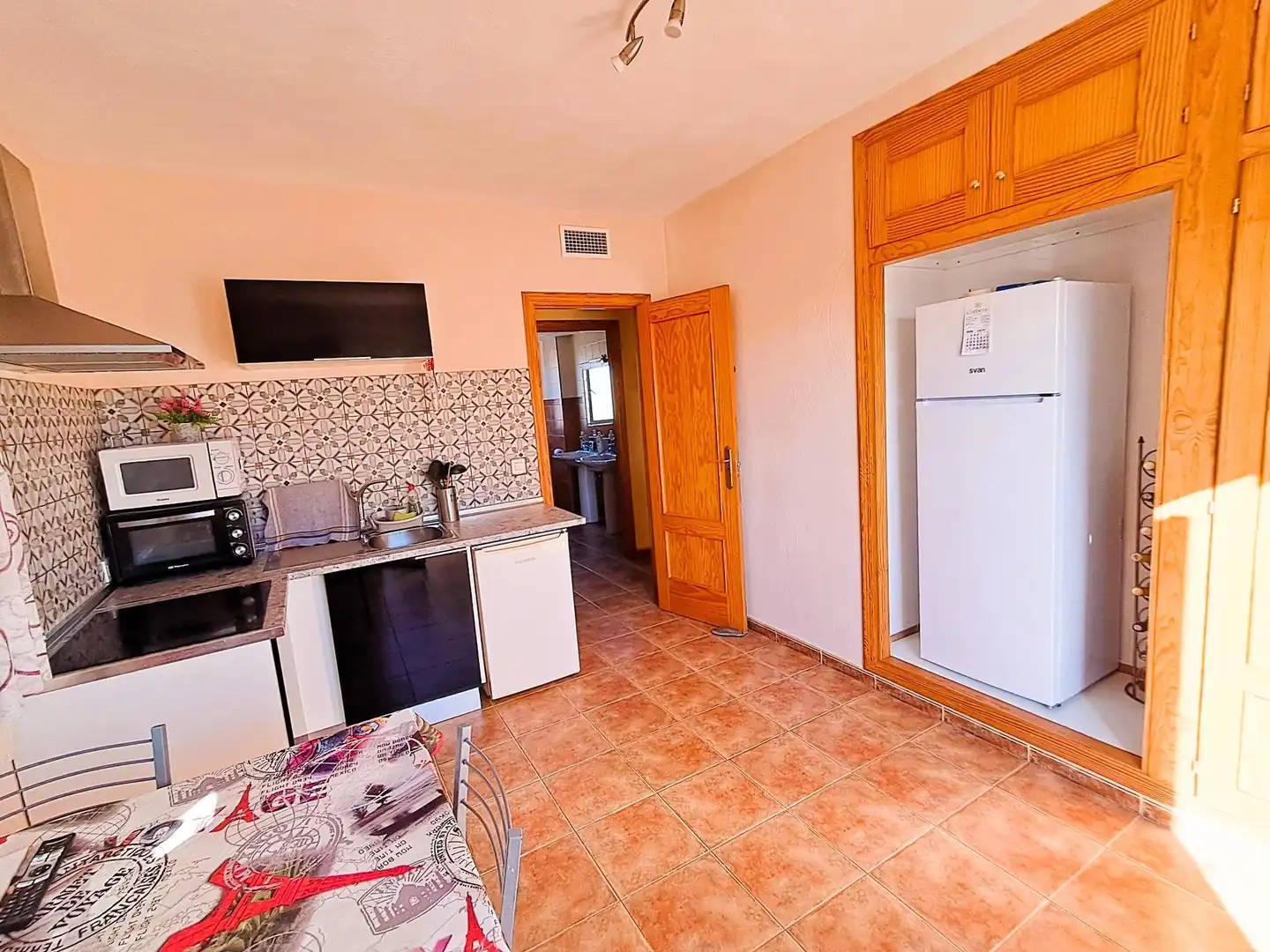 Cocina de Casa o chalet en venta en Águilas con Aire acondicionado, Calefacción y Jardín privado