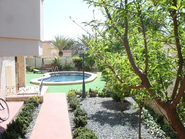 Chalet con piscina en venta en Rojales, imagen 4