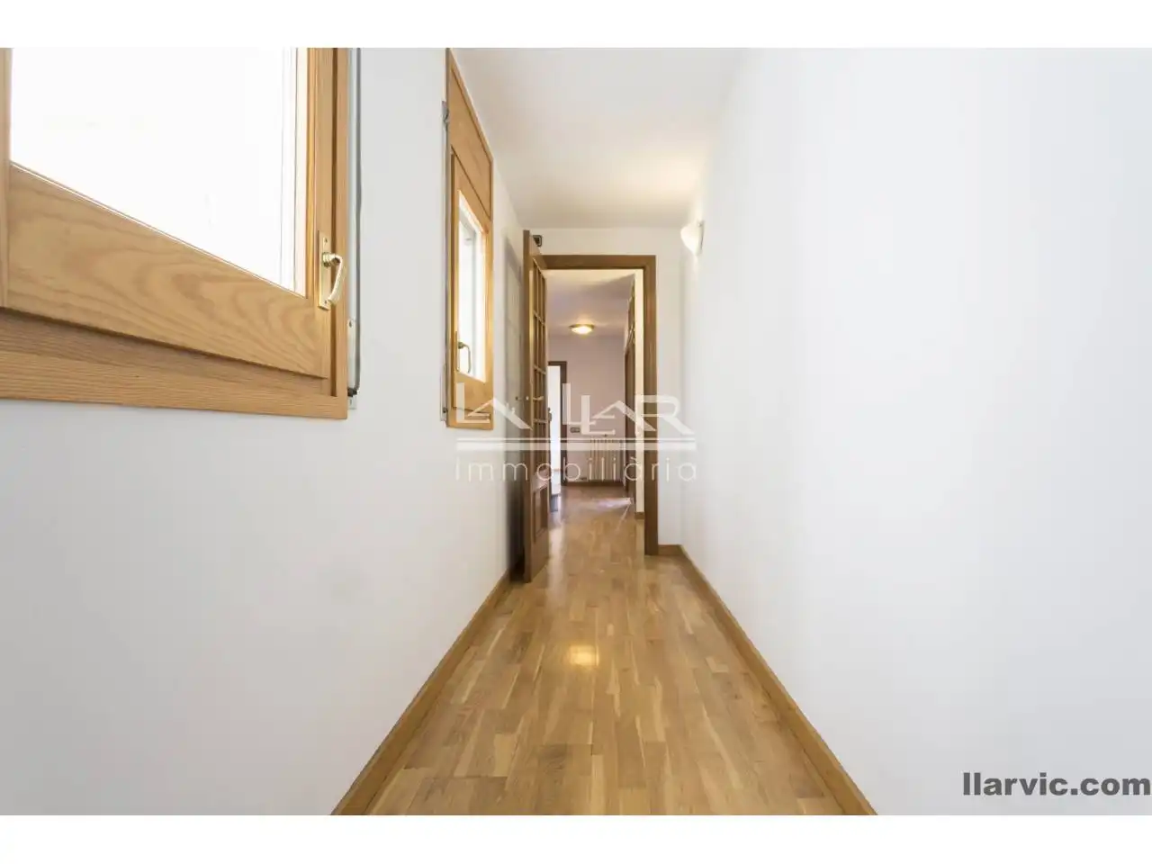 Maisonette zur Miete in Vic mit Heizung, Parkett und Terrasse
