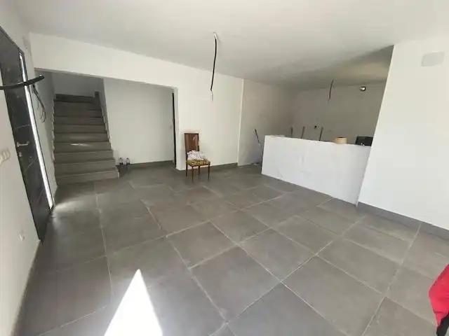 Casa adosada en venda en Godelleta amb Piscina comunitària