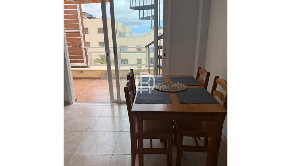 Photo 1 of Duplex to rent in Reina Sofía, 1, Cho - Parque de la Reina, Santa Cruz de Tenerife