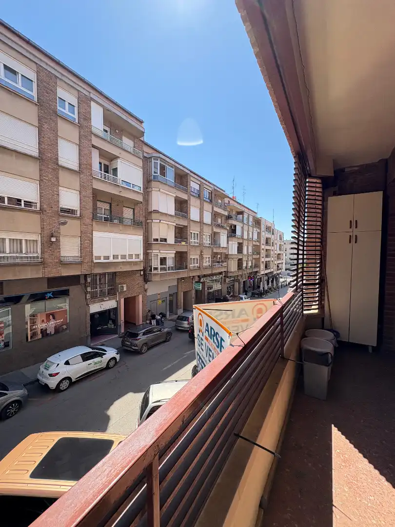 Vista exterior de Apartamento en venta en Arnedo con Calefacción, Parquet y Trastero