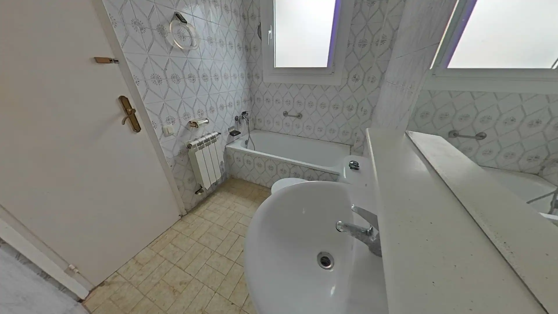 Bathroom of Attic for sale in Berga  with Terrace