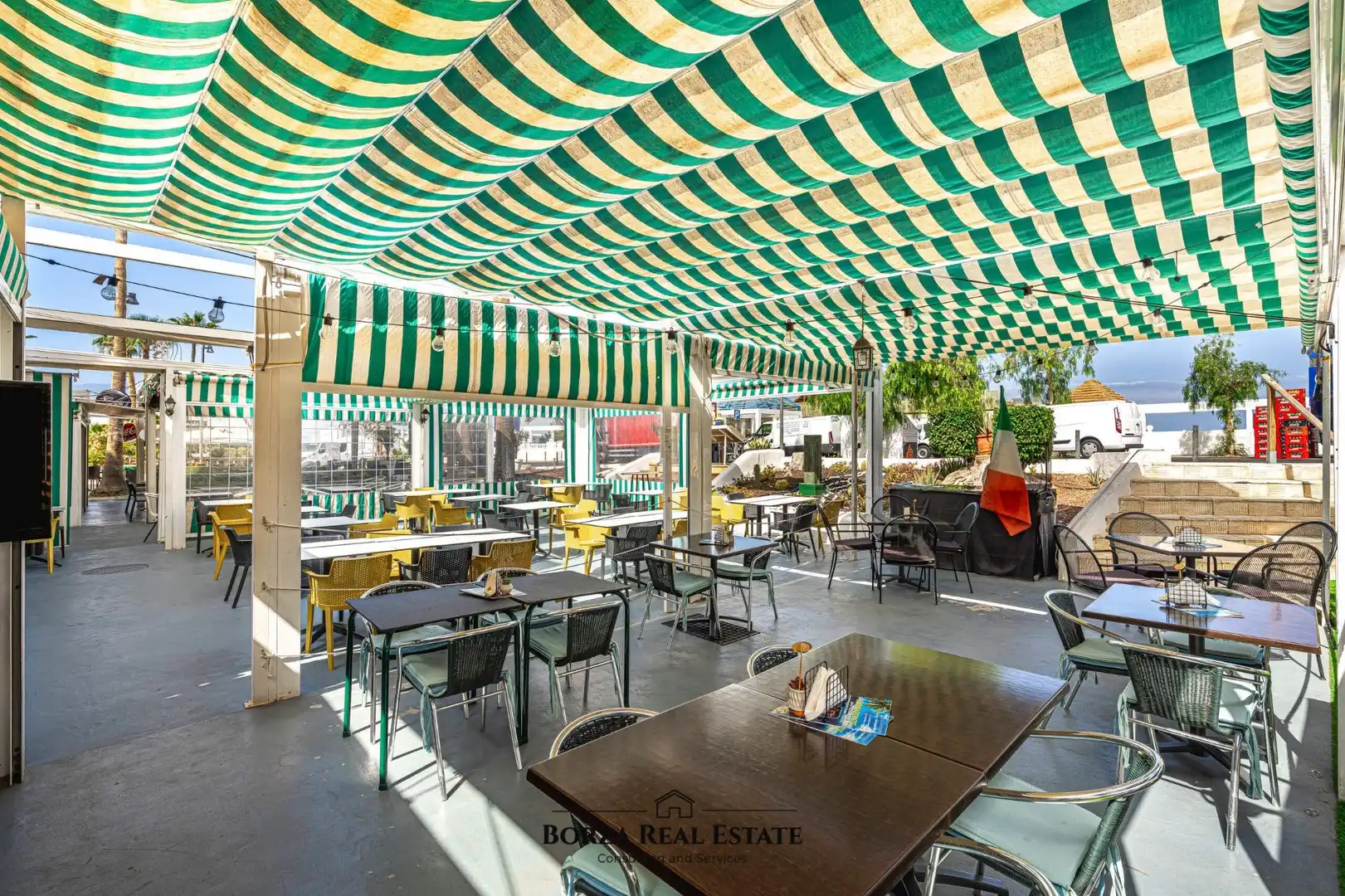 Terraza de Local de alquiler en Adeje con Amueblado