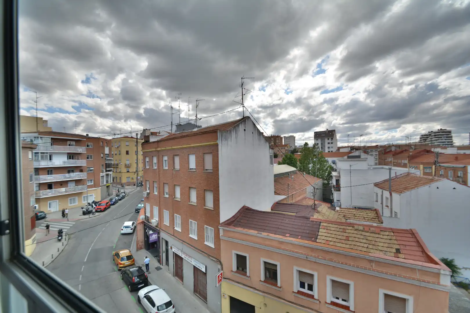 Vista exterior de Piso de alquiler en Madrid con Aire acondicionado, Trastero y Amueblado