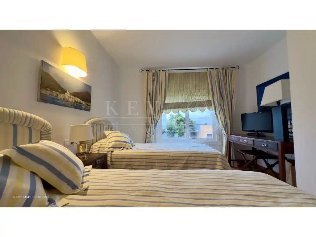 Habitación de Apartamento en venta en Ciutadella de Menorca con Aire acondicionado, Calefacción y Jardín privado