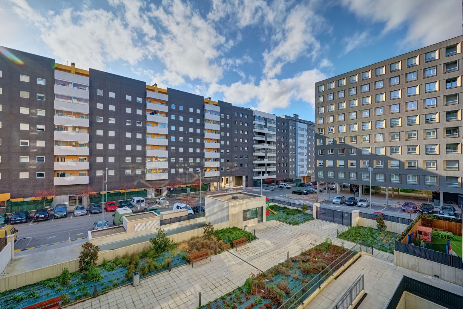 Vista exterior de Pis en venda en Burlada / Burlata amb Calefacció i Terrassa