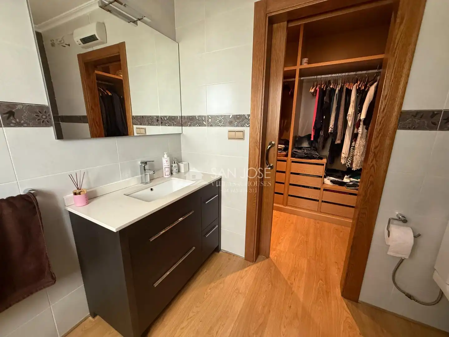 Bany de Casa o xalet en venda en Aspe amb Aire condicionat, Terrassa i Traster
