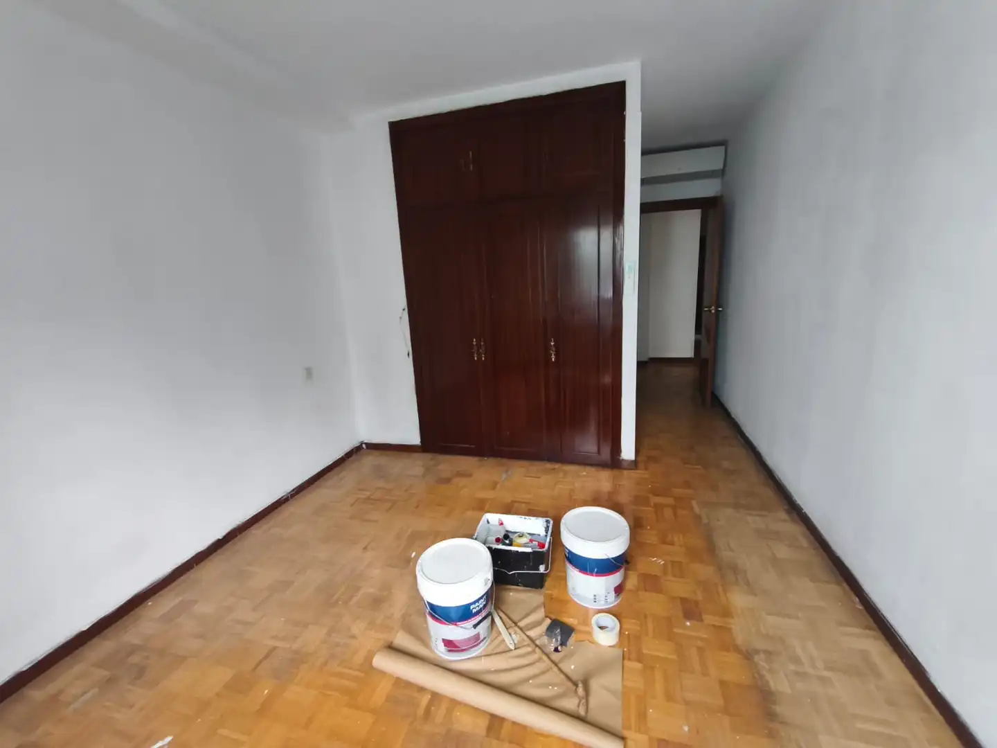 Schlafzimmer von Wohnung zum Verkauf in  Pamplona / Iruña