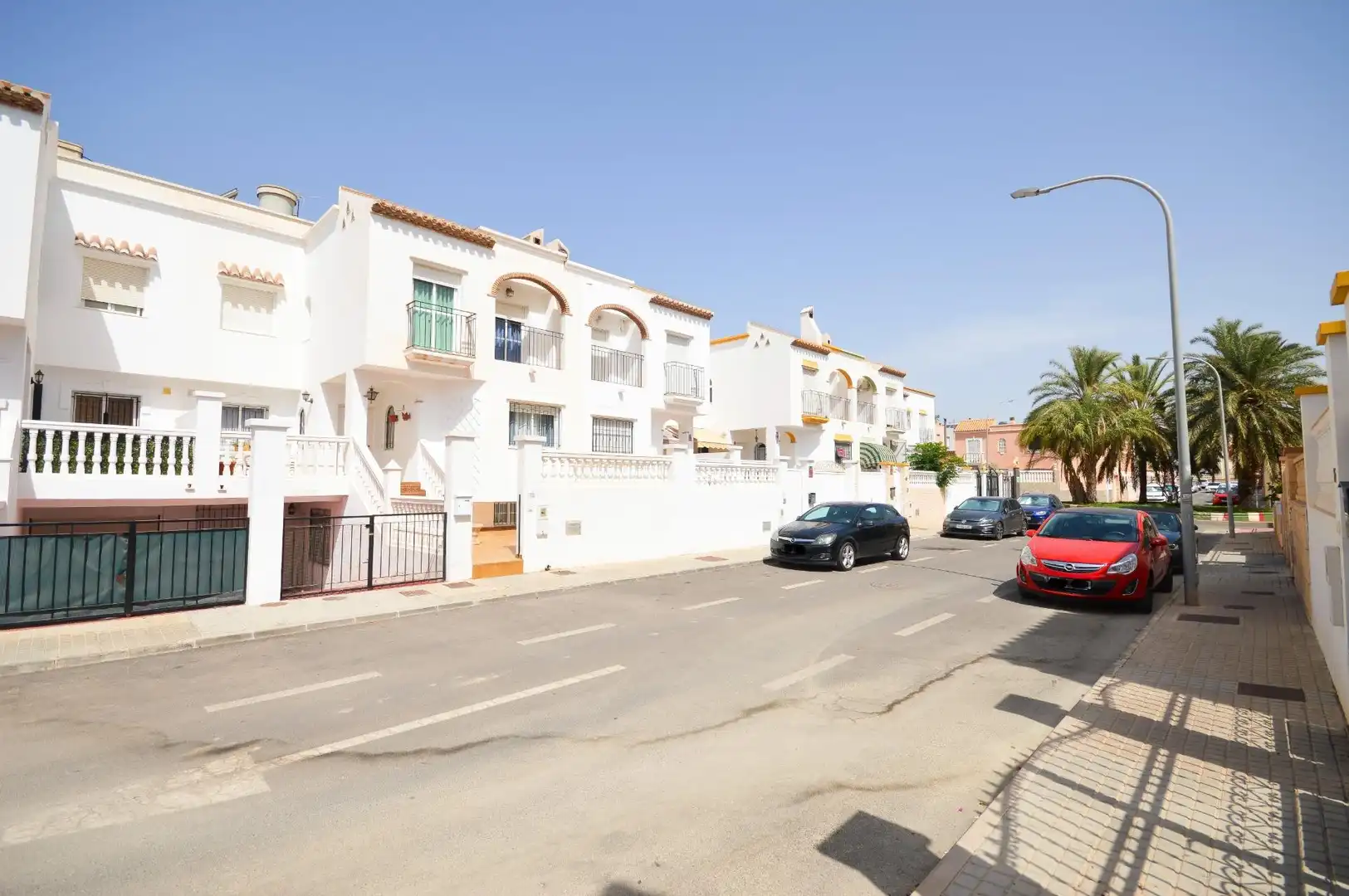 Vista exterior de Casa o chalet en venta en Huércal de Almería con Aire acondicionado, Calefacción y Terraza