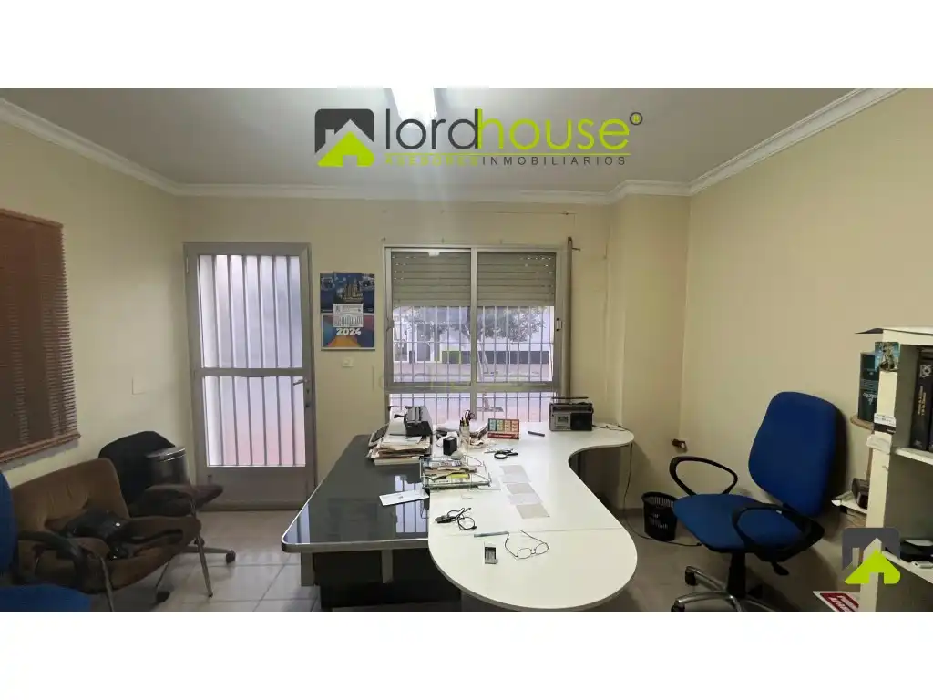 Nave industrial en venta en Lorca