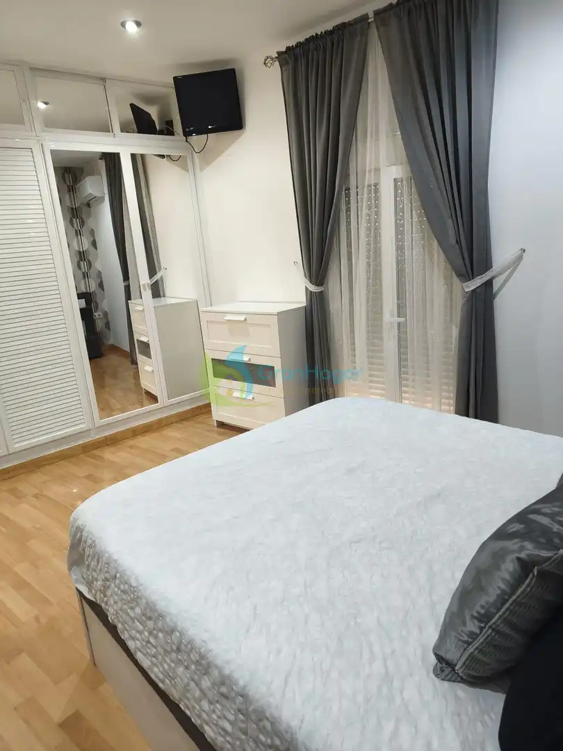 Dormitori de Casa o xalet en venda en Sevilla amb Traster, Moblat i Balcó