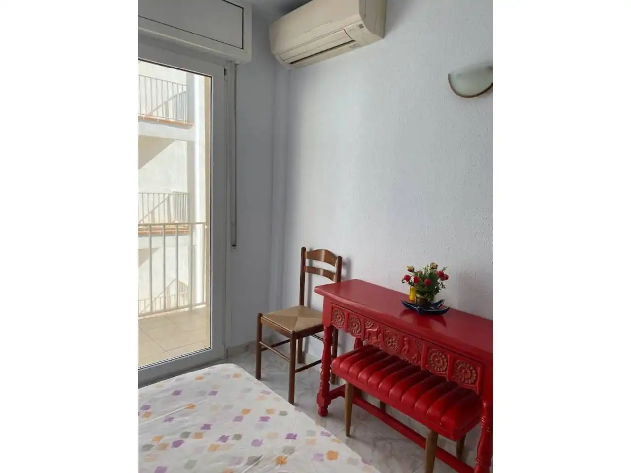 Habitación de Piso de alquiler en Vilanova i la Geltrú con Aire acondicionado, Calefacción y Terraza