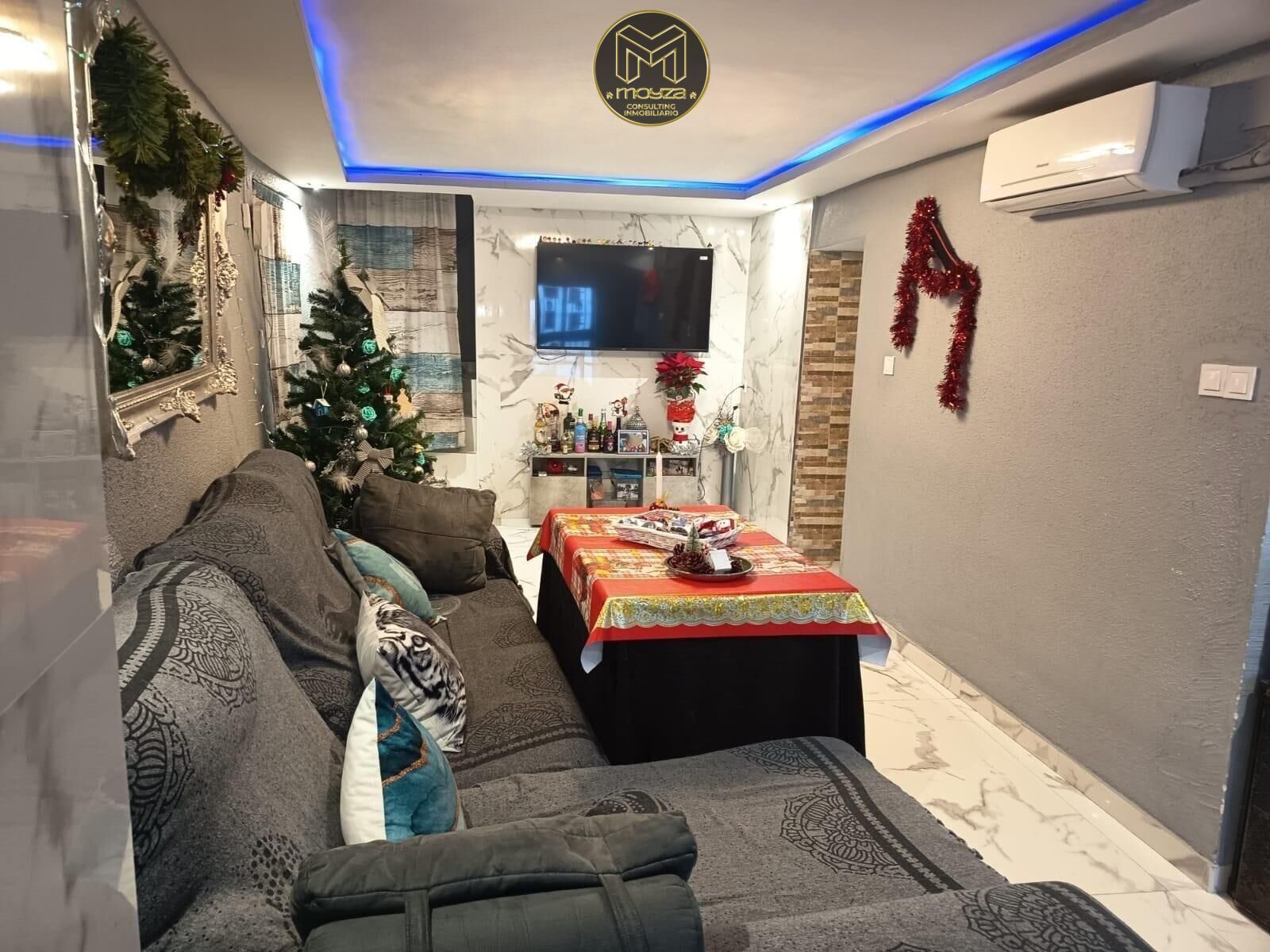 Sala de estar de Casa o chalet en venta en Martos con Aire acondicionado y Terraza