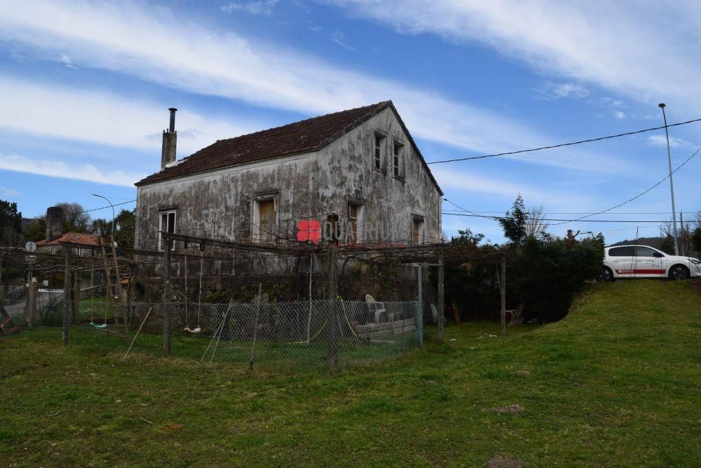 Vista exterior de Casa o xalet en venda en Ames amb Jardí privat