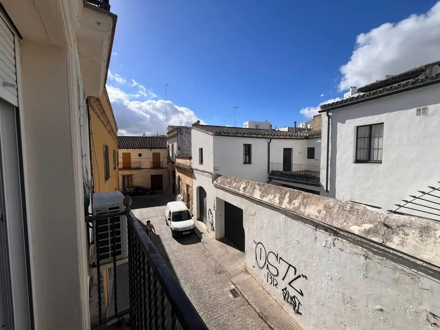Exterior view of Flat for rent in Jerez de la Frontera  with Air Conditioner and Balcony