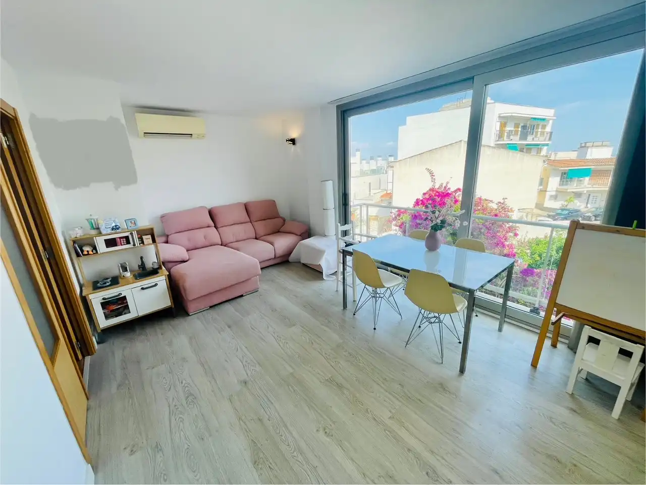 Sala d'estar de Pis en venda en  Palma de Mallorca amb Aire condicionat, Calefacció i Parquet