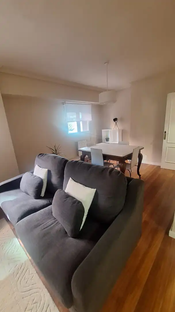 Flat for rent in Iturribide Kalea, Santa María de Getxo