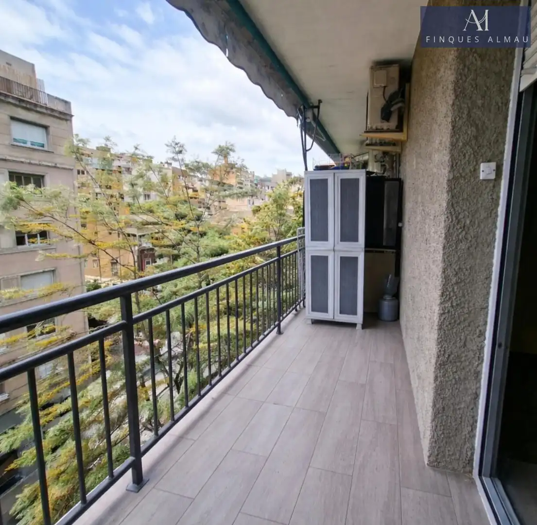 Terraza de Piso en venta en Barcelona con Aire acondicionado, Calefacción y Balcón