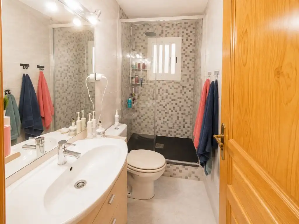 Baño de Piso en venta en Vilafranca del Penedès con Aire acondicionado y Horno