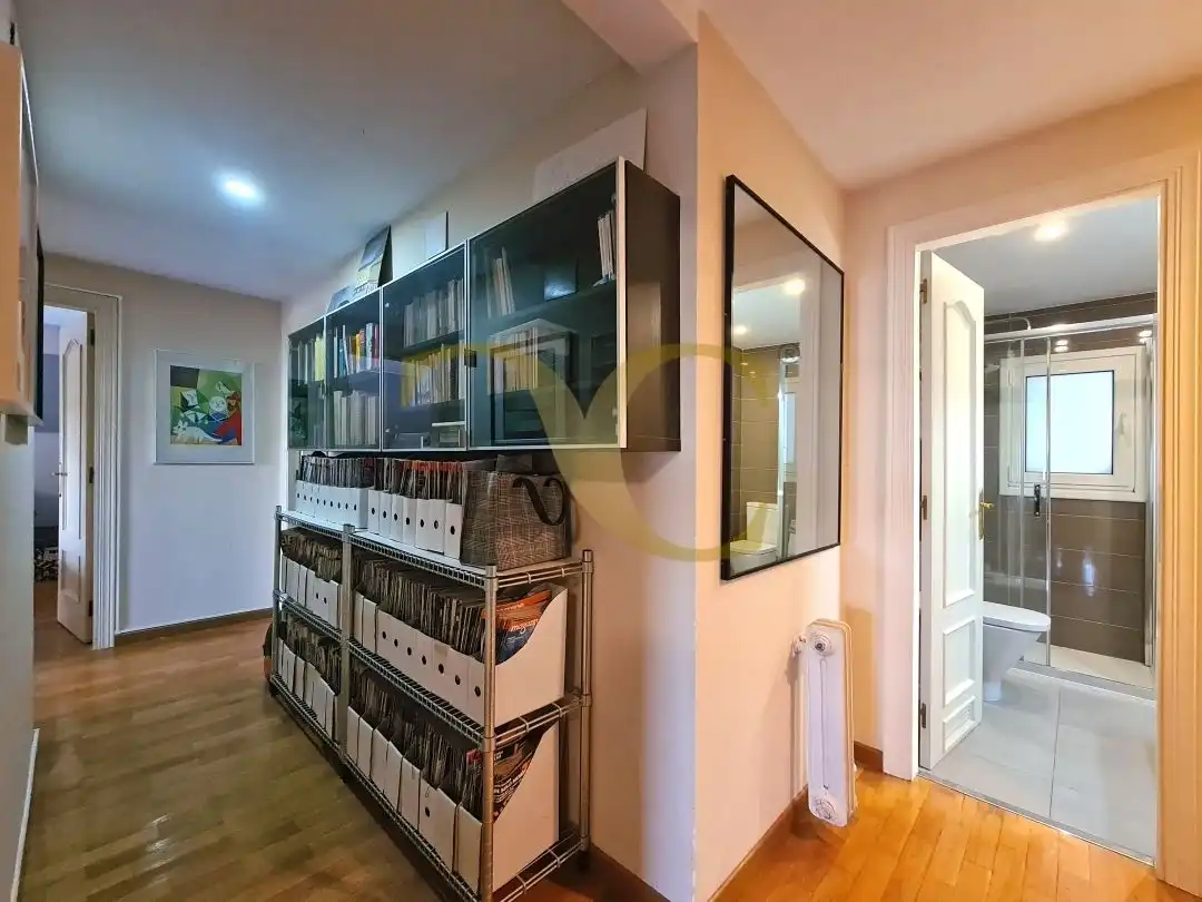 Wohnung zum Verkauf in Gijón  mit Heizung, Terrasse und Abstellraum