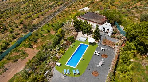 Casa Rustica con Parcela y Piscina