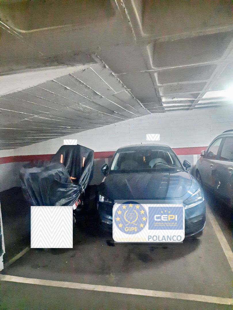 Aparcament de Garatge en venda en Coslada
