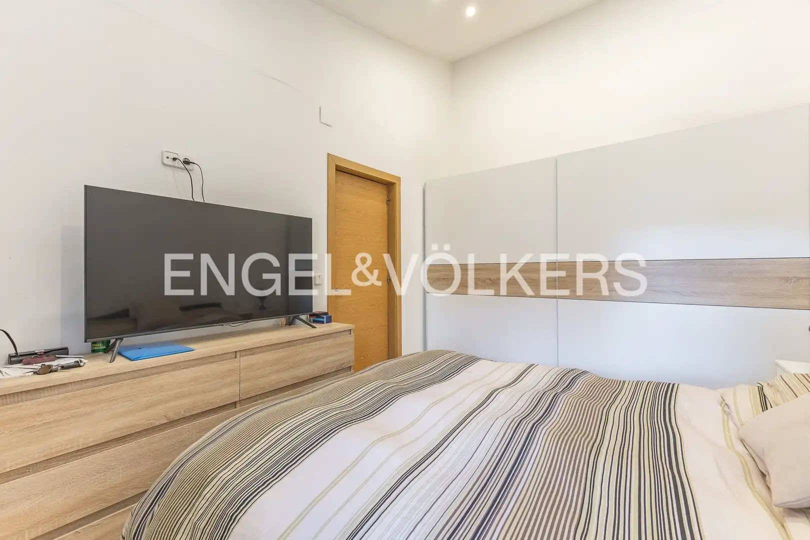 Habitación de Casa o chalet en venta en Palau-solità i Plegamans con Aire acondicionado, Calefacción y Jardín privado