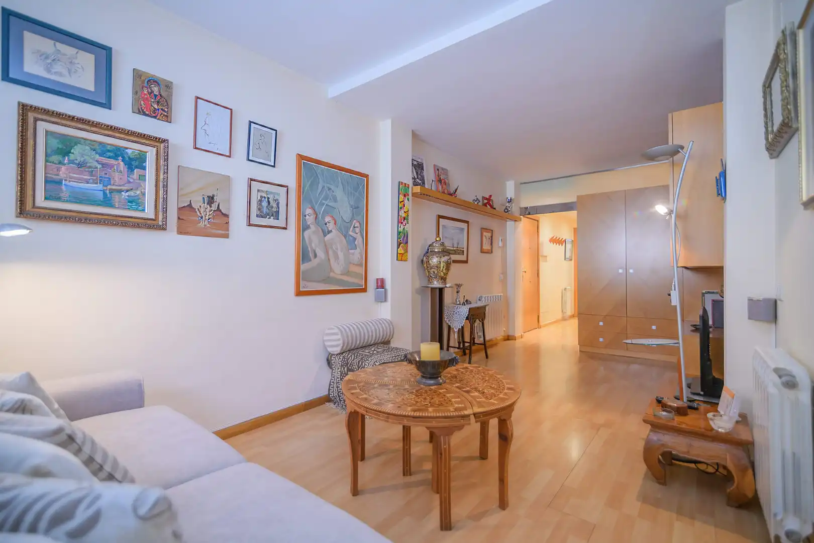 Wohnzimmer von Maisonette zum Verkauf in Barcelona mit Klimaanlage, Heizung und Parkett