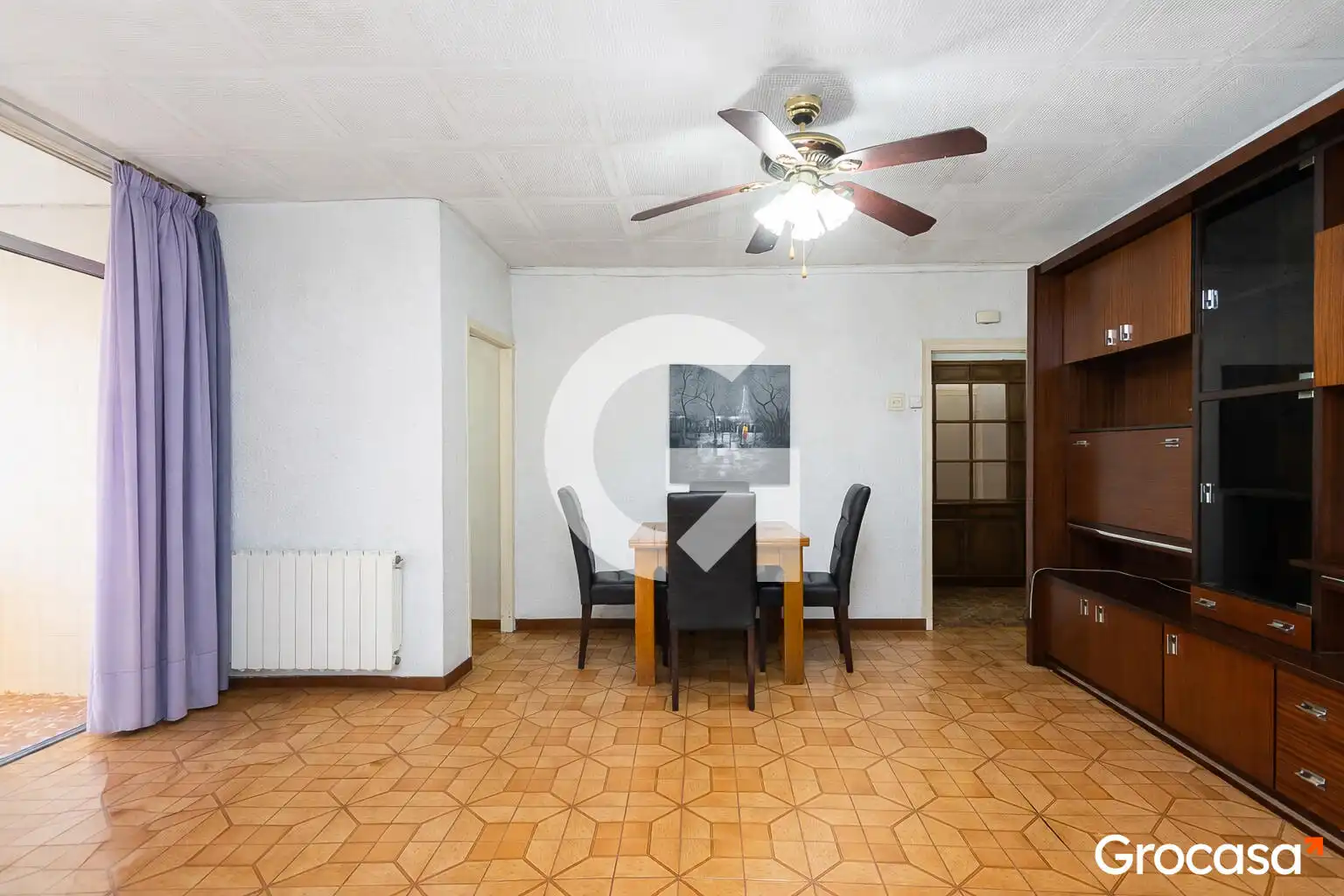 Flat with terrace for sale in Nou Barris