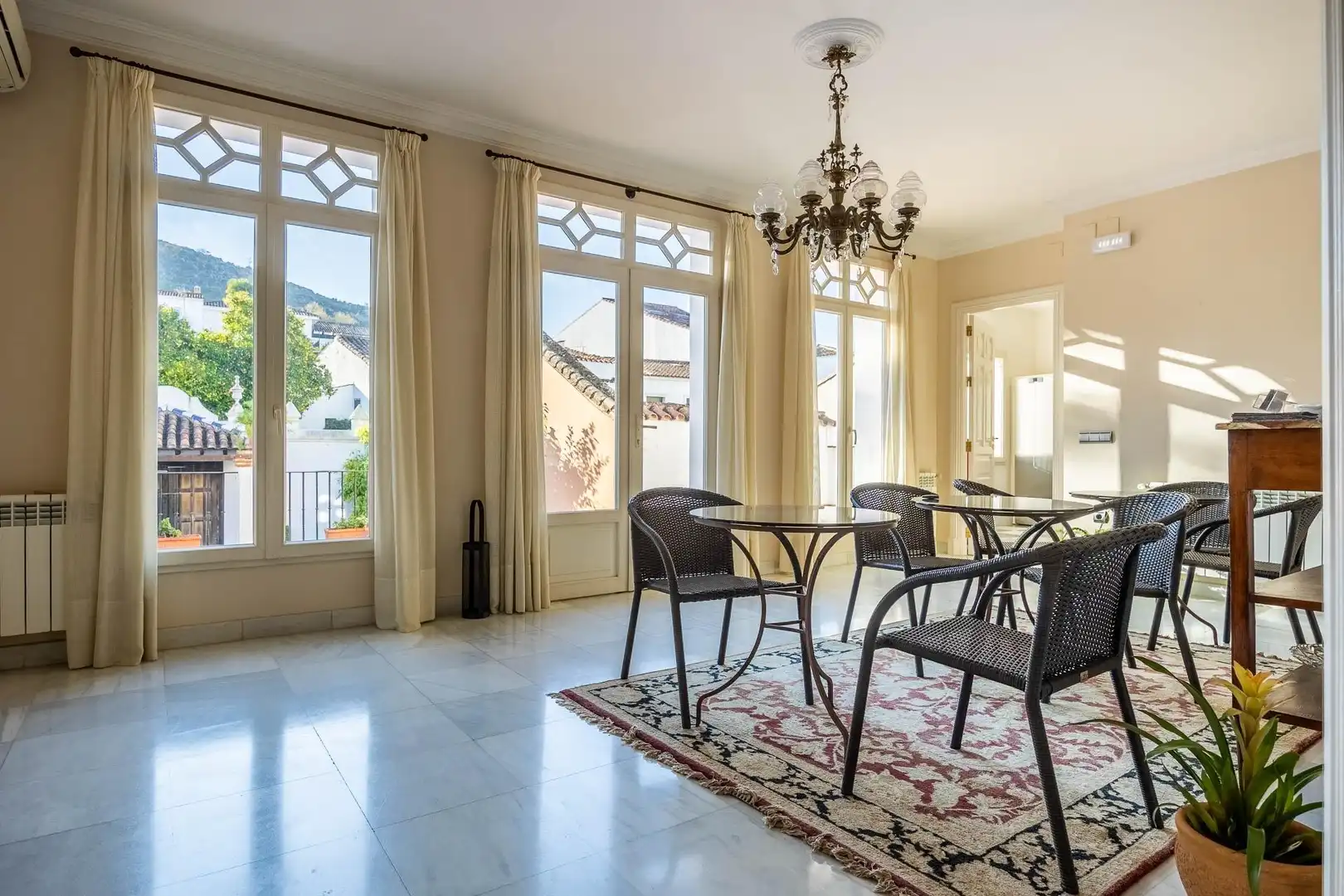 Comedor de Casa o chalet de alquiler en Aracena con Aire acondicionado, Jardín privado y Terraza