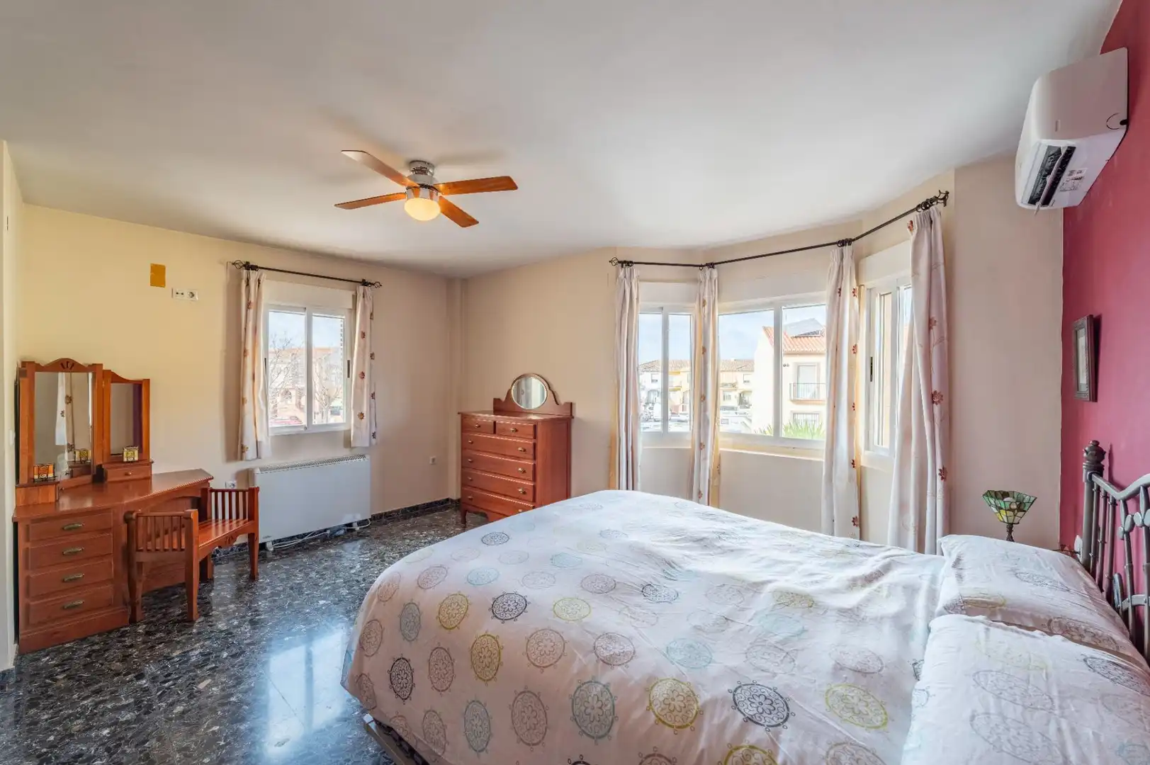 Habitación de Casa o chalet en venta en Vegas del Genil