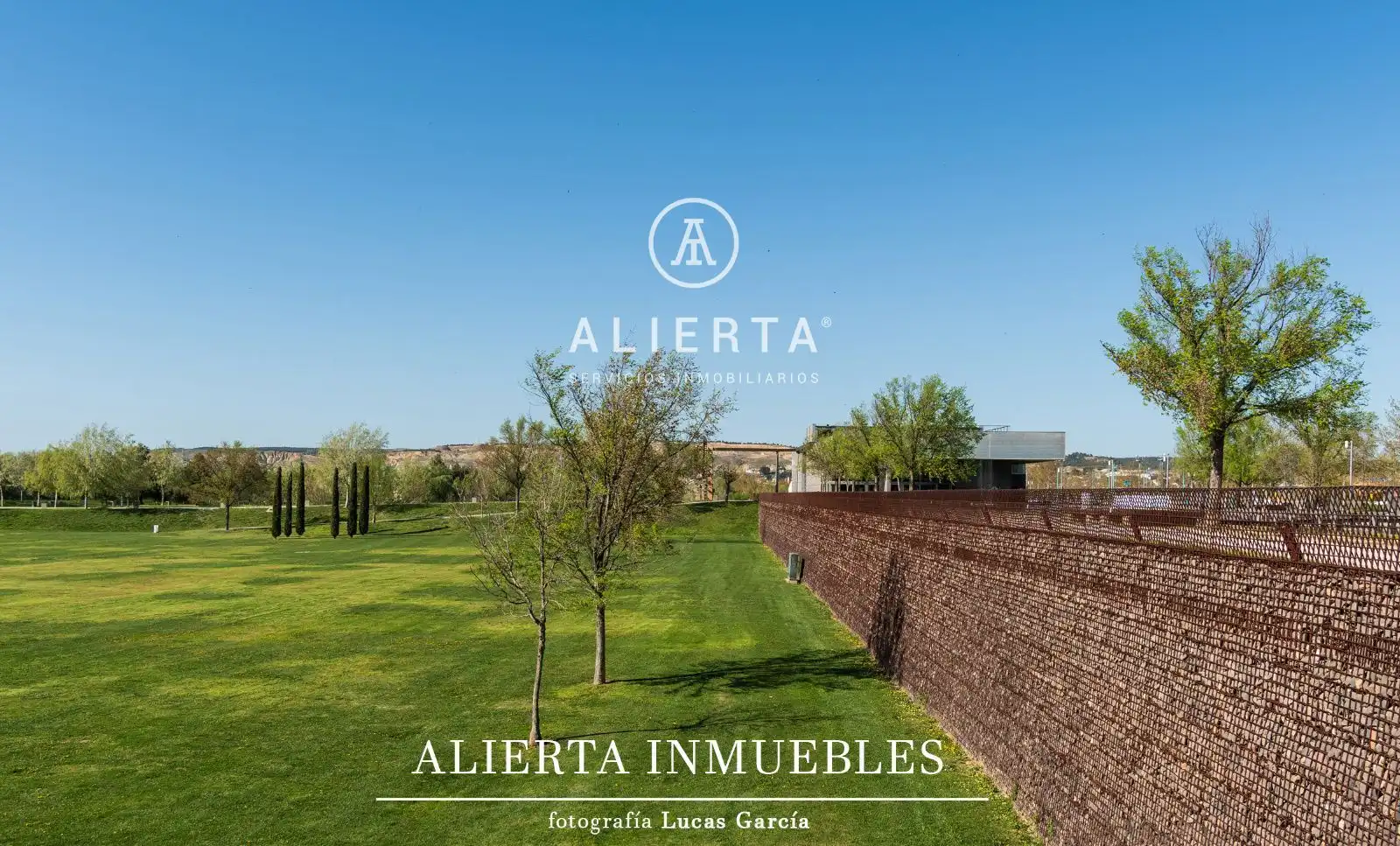 Exterior view of Flat for sale in Zaragoza  with Heating and Storage room