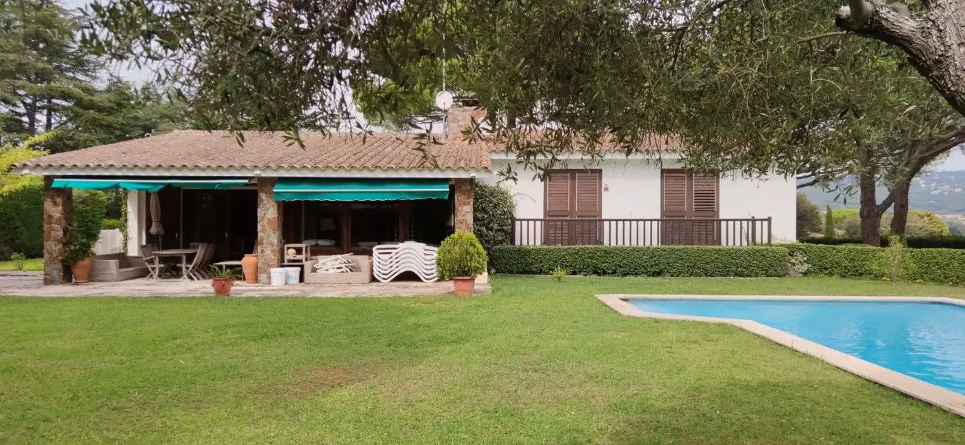 Chalet con piscina en venta en Carrer del Club de Golf 3334, imagen 4