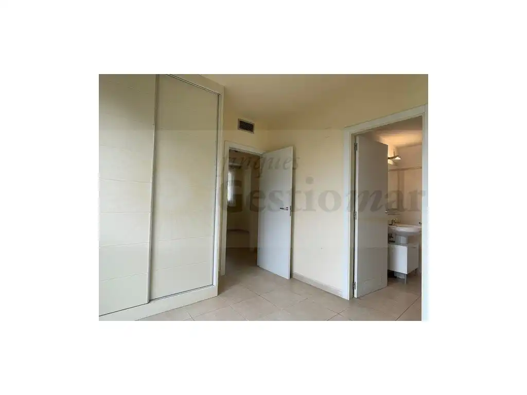 Habitación de Apartamento en venta en Mont-roig del Camp