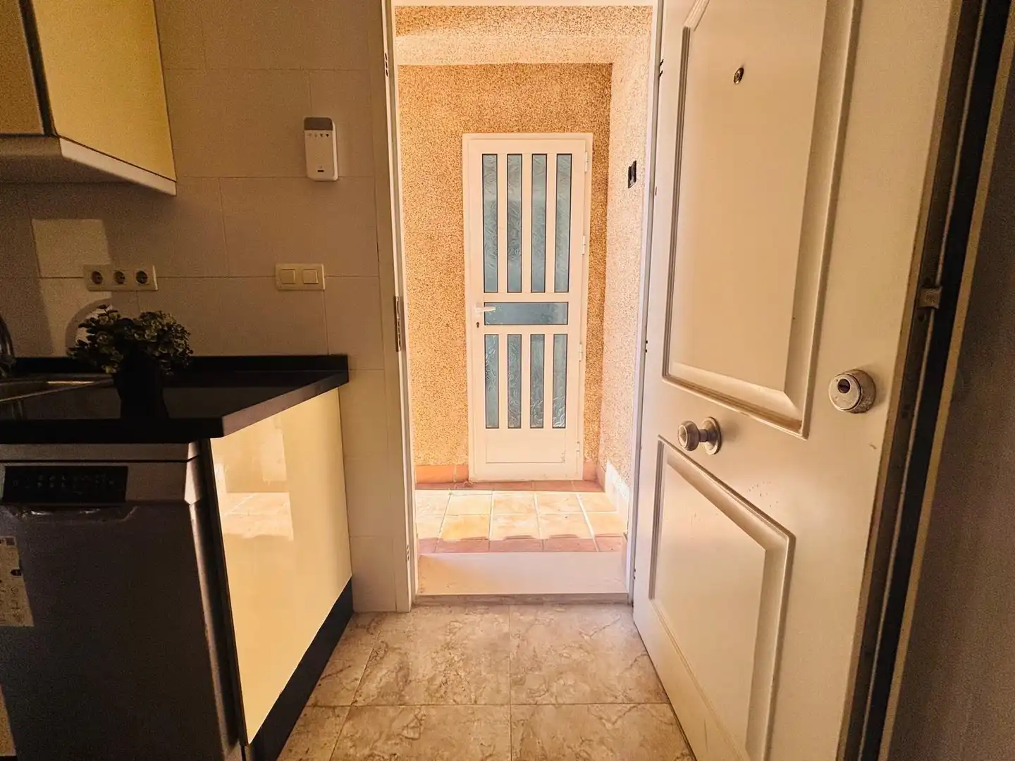 Detached house with terrace for sale in Los Balcones - Los Altos, imagen 27