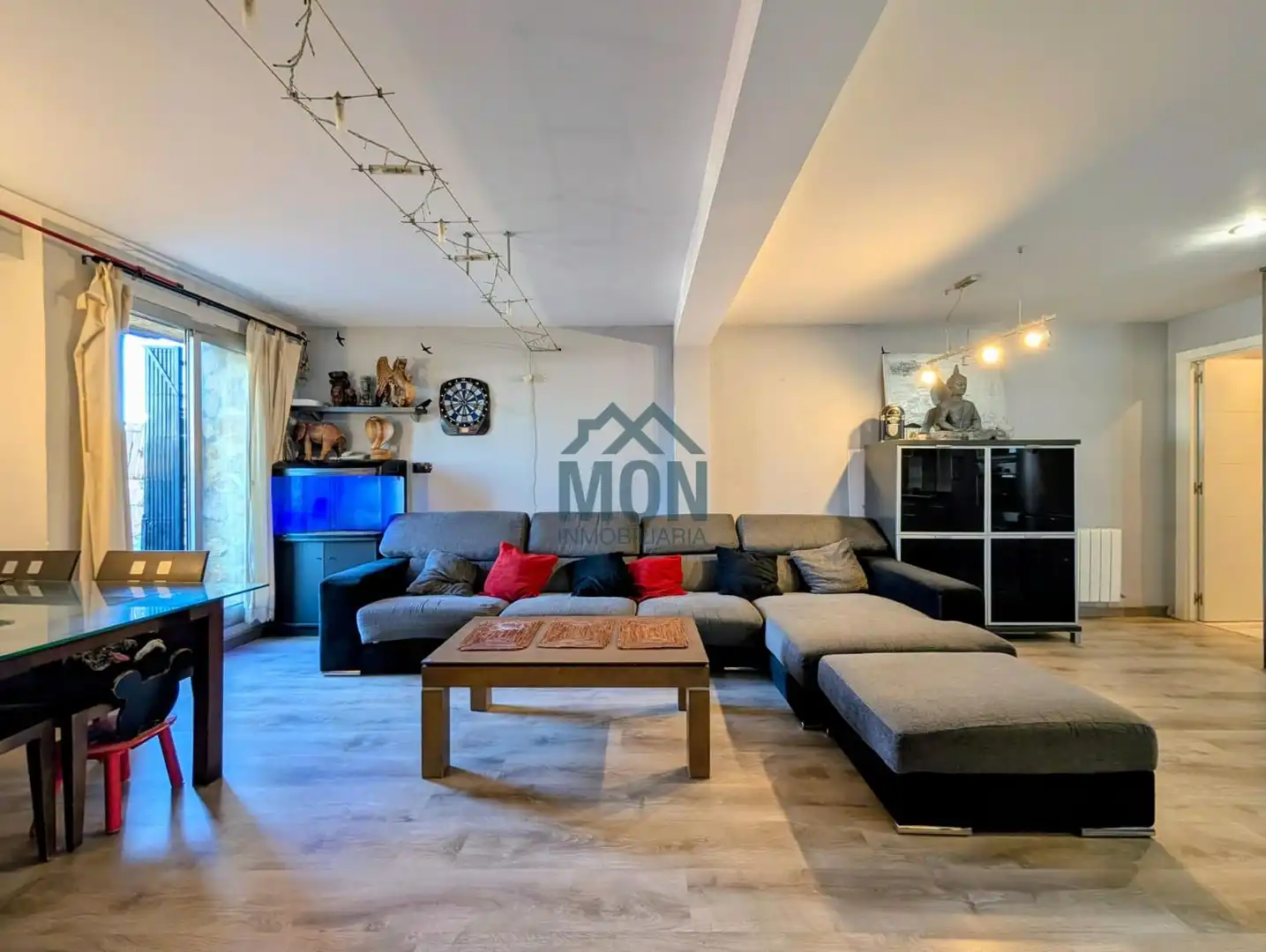 Sala de estar de Ático en venta en Catarroja con Calefacción, Parquet y Terraza