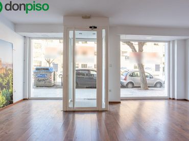 Local comercial en venda a Arabial