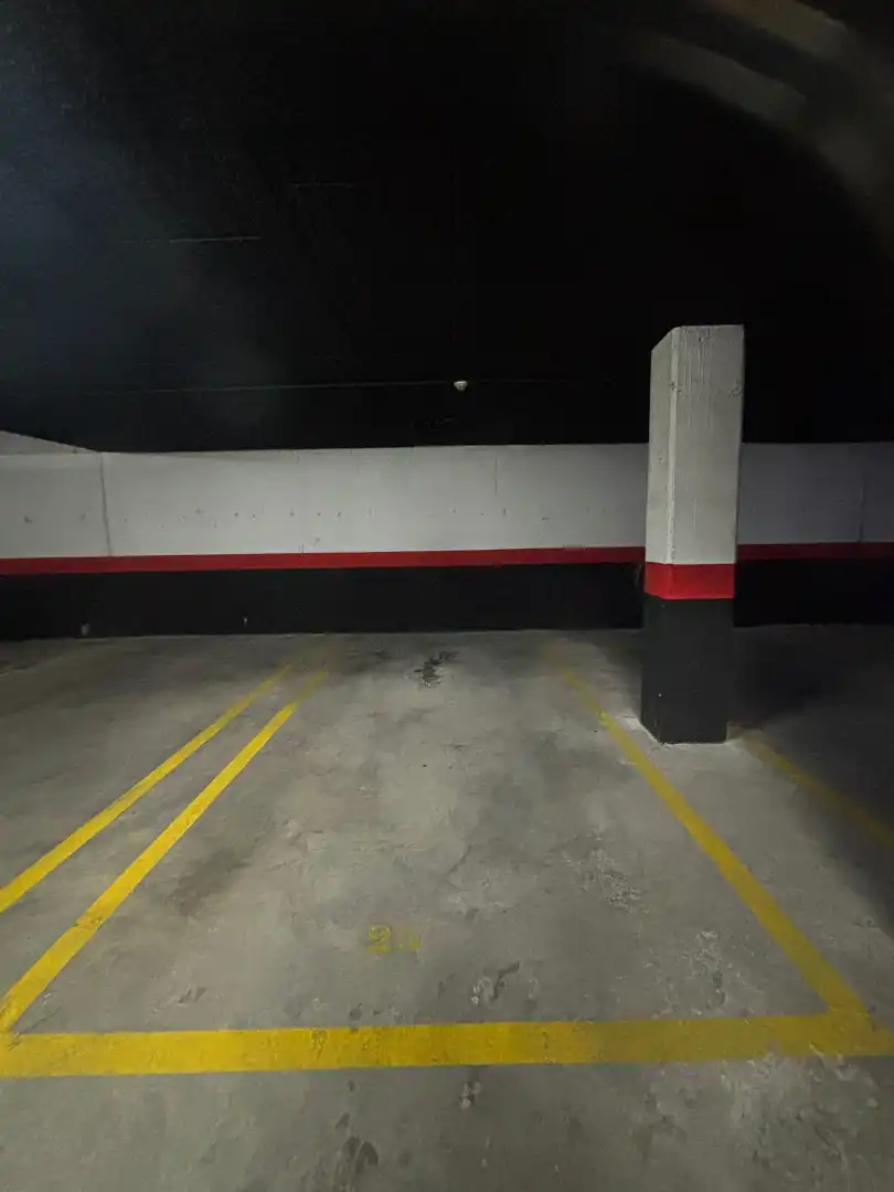 Parking de Piso en venta en Madrid con Aire acondicionado, Calefacción y Parquet