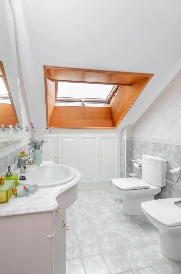 Baño de Casa o chalet en venta en Piloña con Calefacción, Jardín privado y Parquet
