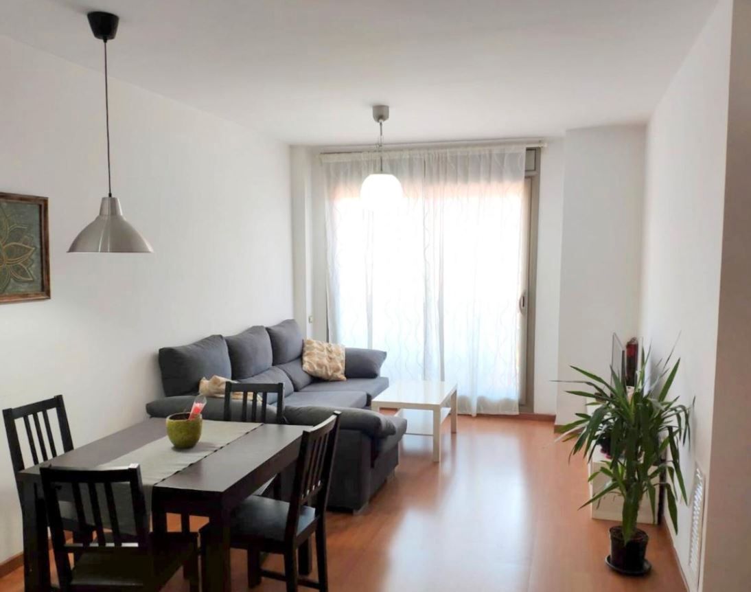 Living room of Flat for sale in Terrassa  with Air Conditioner, Heating and Parquet flooring