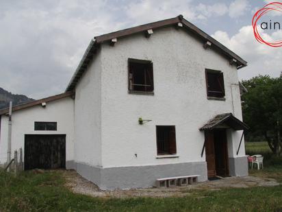 Vista exterior de Finca rústica en venda en Isaba / Izaba