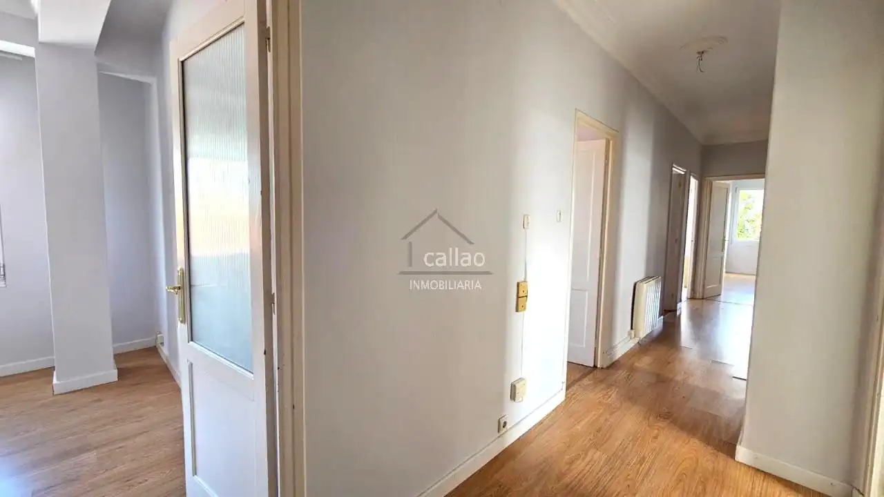 Flat for rent in Ferrol  with Heating and Storage room