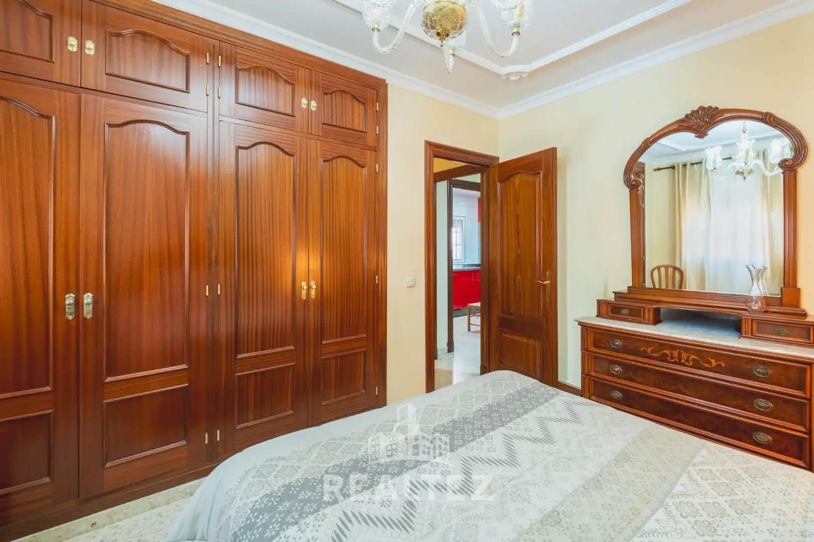 Bedroom of Flat for sale in Sanlúcar de Barrameda  with Air Conditioner, Heating and Balcony