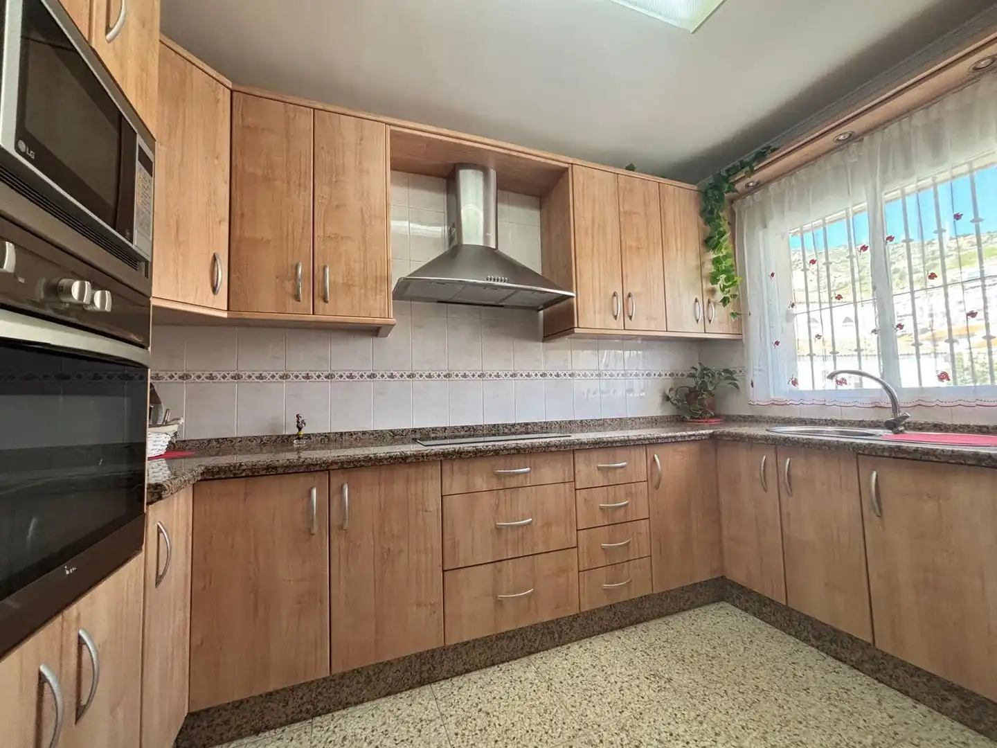 Kitchen of Duplexes for sale in Benalmádena  with Air Conditioner and Community pool