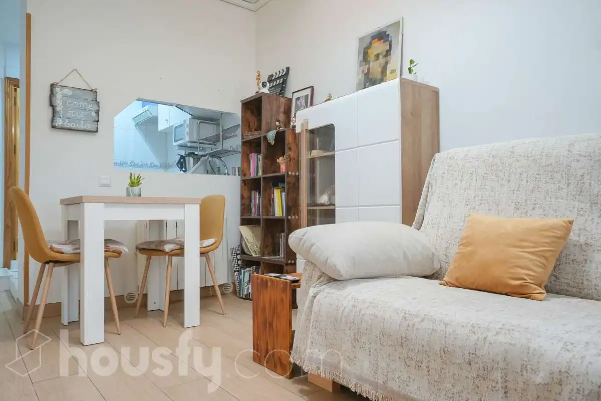Living room of Flat for sale in Madrid  with Heating and Furnished
